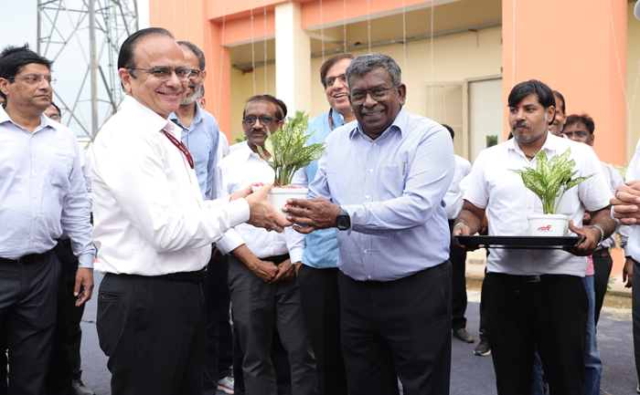 DFCCIL commences joint parcel product-rapid cargo service